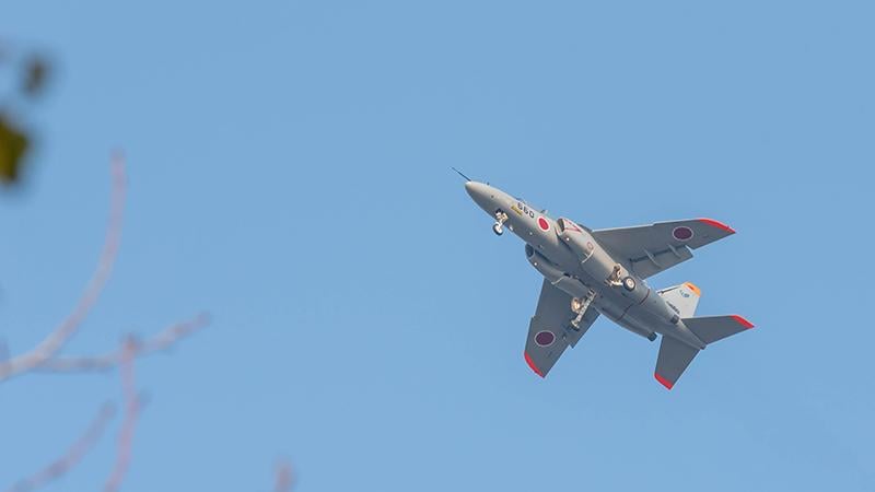 Kawasaki T-4 in flight